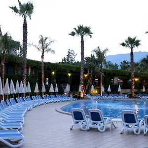 Hotel Caesar Palace, Giardini-Naxos